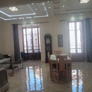 appartement-11-janvier-centre-ville.hotels-casablanca.net/